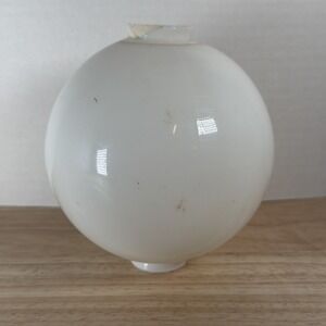 ANTIQUE WHITE MILKGLASS GLASS LIGHTNING ROD BALL 5"